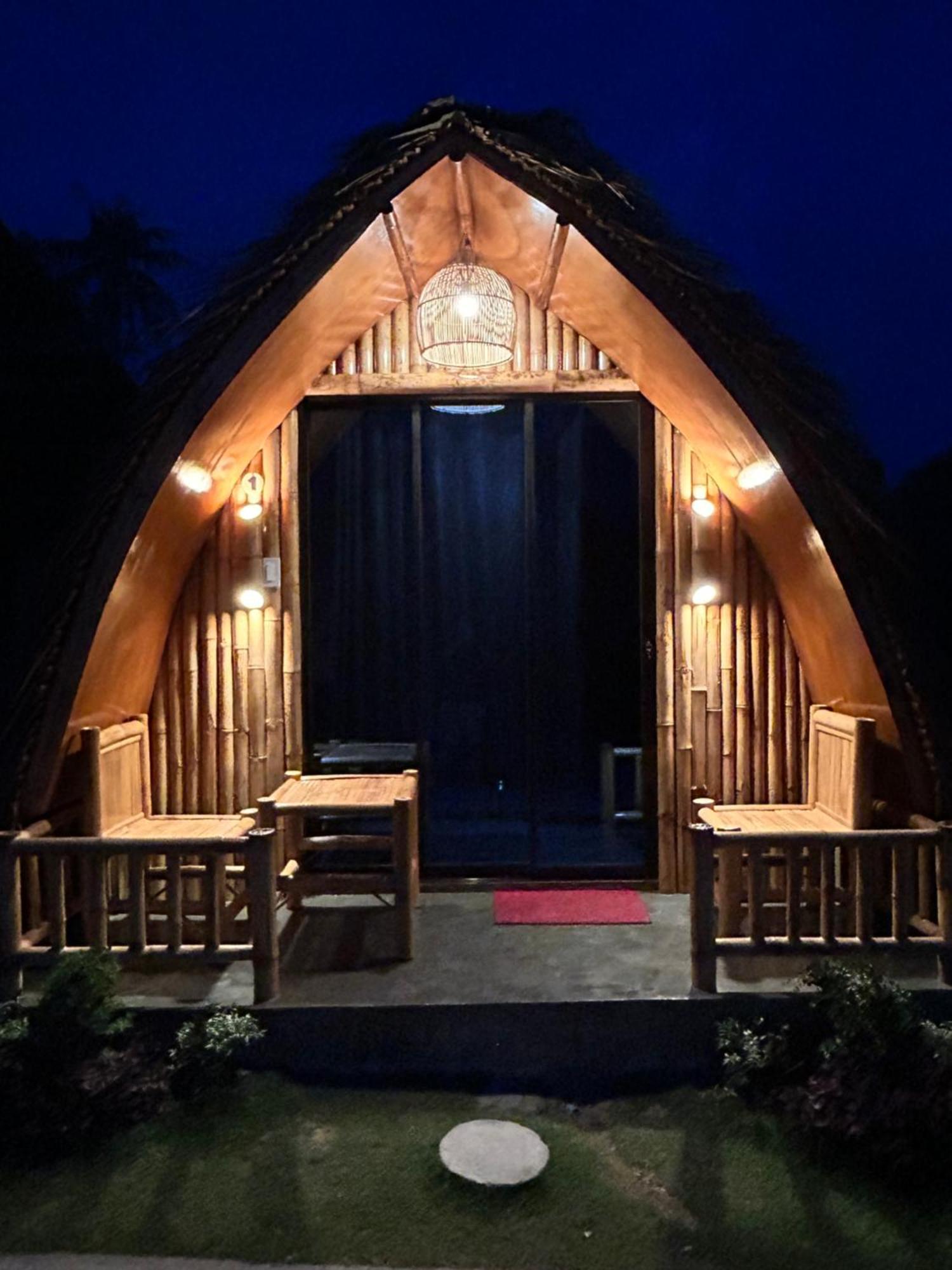 East Holiday Resort Моалбоал Екстериор снимка